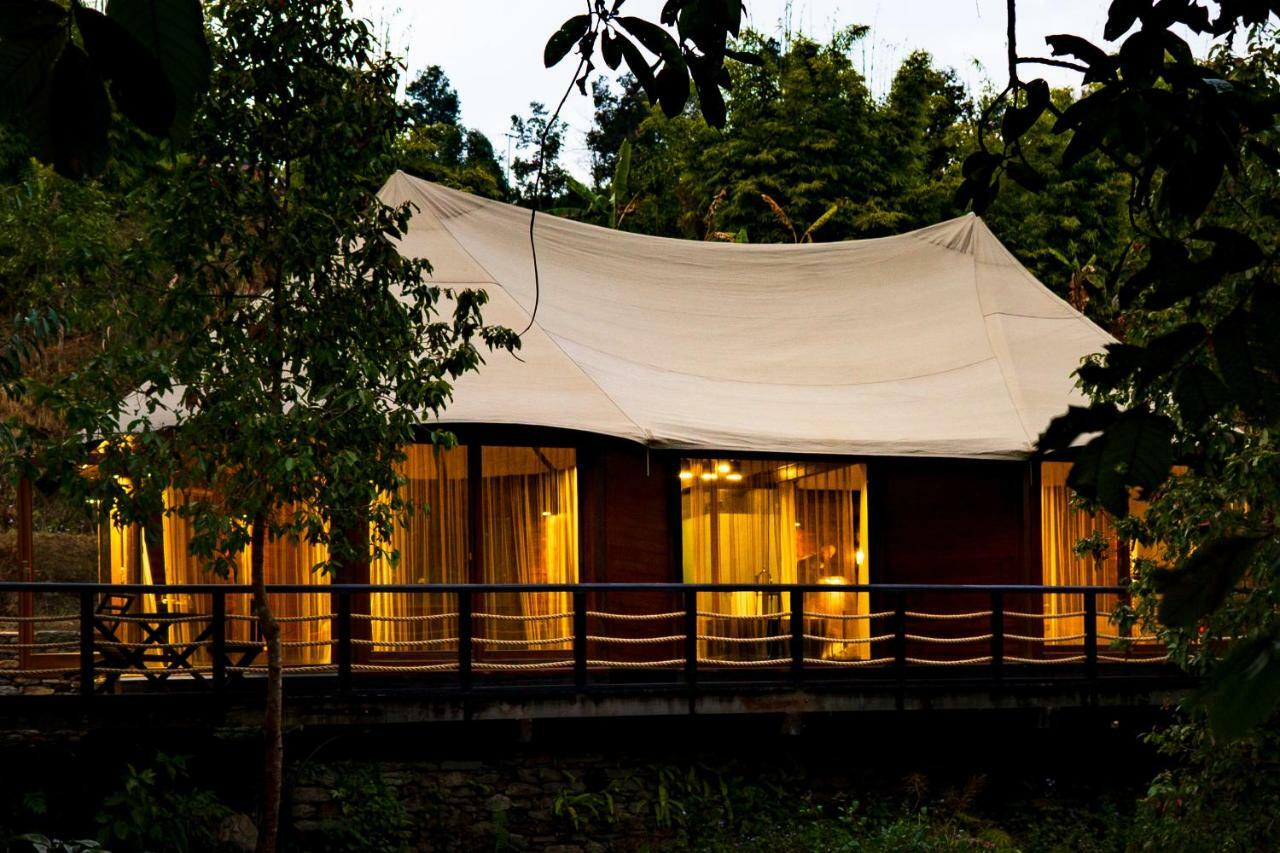 The Pavilions Himalayas Lake View Pokhara Exterior photo
