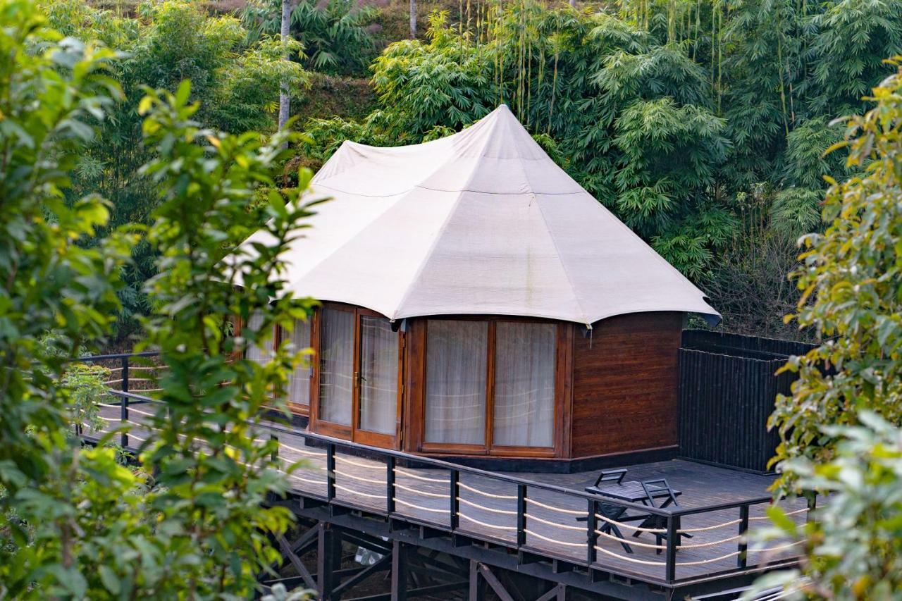 The Pavilions Himalayas Lake View Pokhara Exterior photo